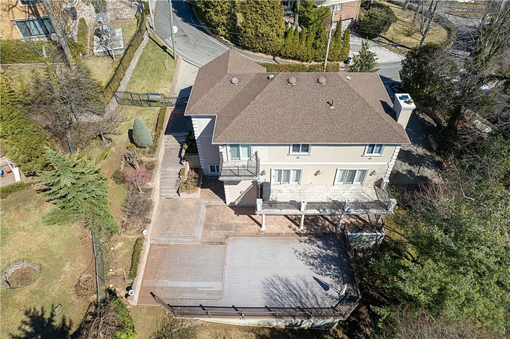 76 Douglas Road Emerson Hill Brooklyn NY 10304