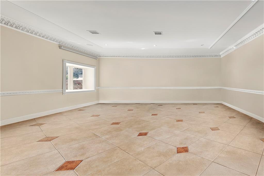 76 Douglas Road Emerson Hill Brooklyn NY 10304