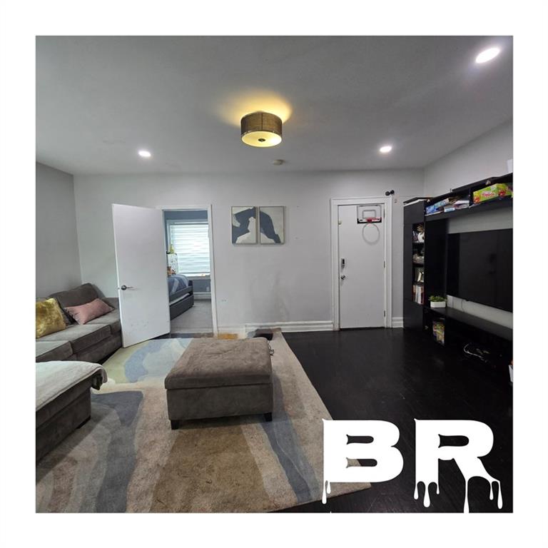 303 Avenue N Midwood Brooklyn NY 11230