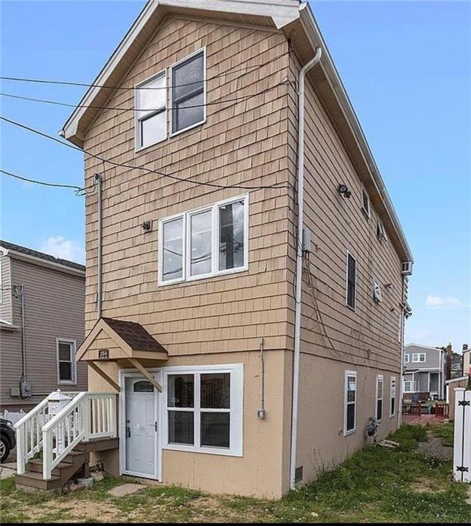 254 Arthur Street Out of NYC Freeport NY 11520