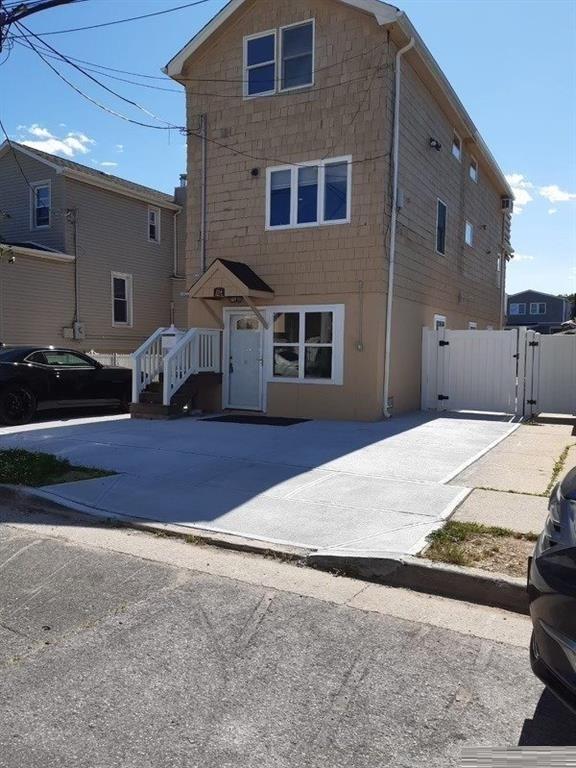 254 Arthur Street Out of NYC Freeport NY 11520