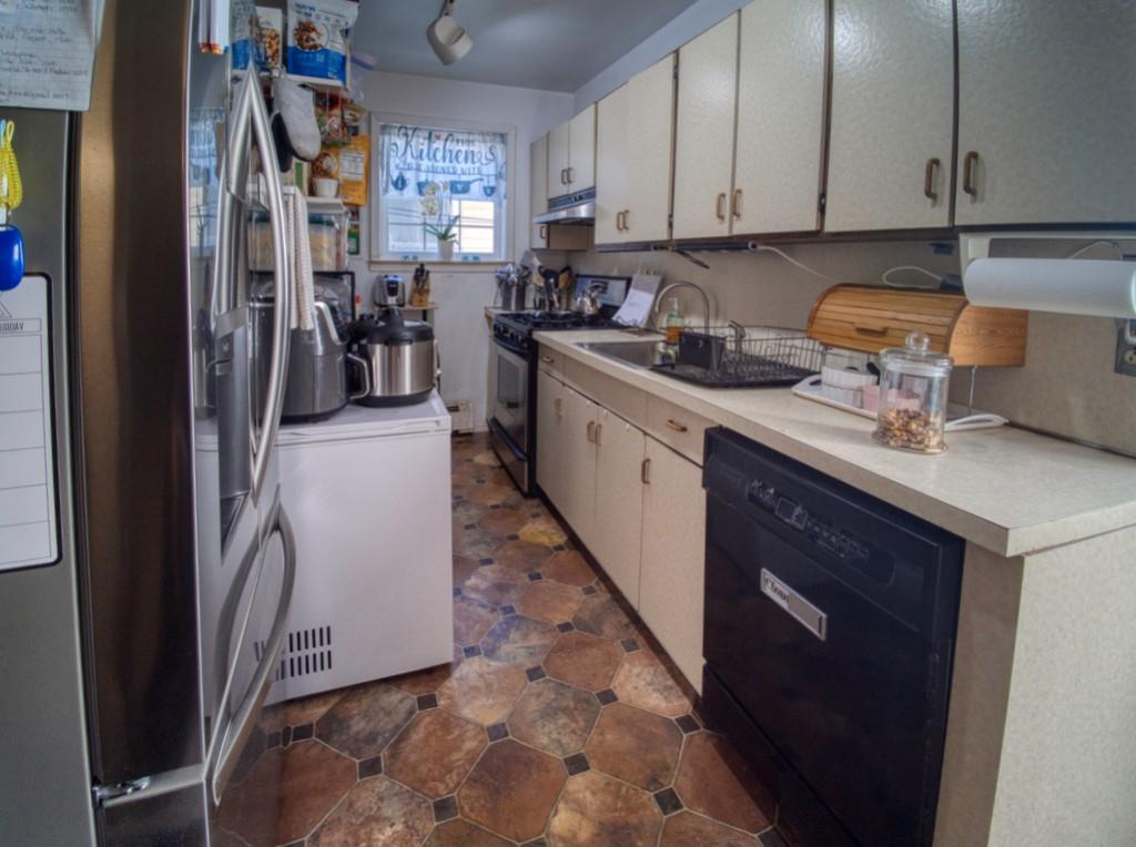 43 Michigan Street Out of NYC Long Beach NY 11561