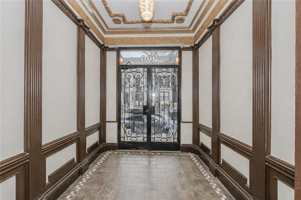 566 7th Street Park Slope Brooklyn NY 11215