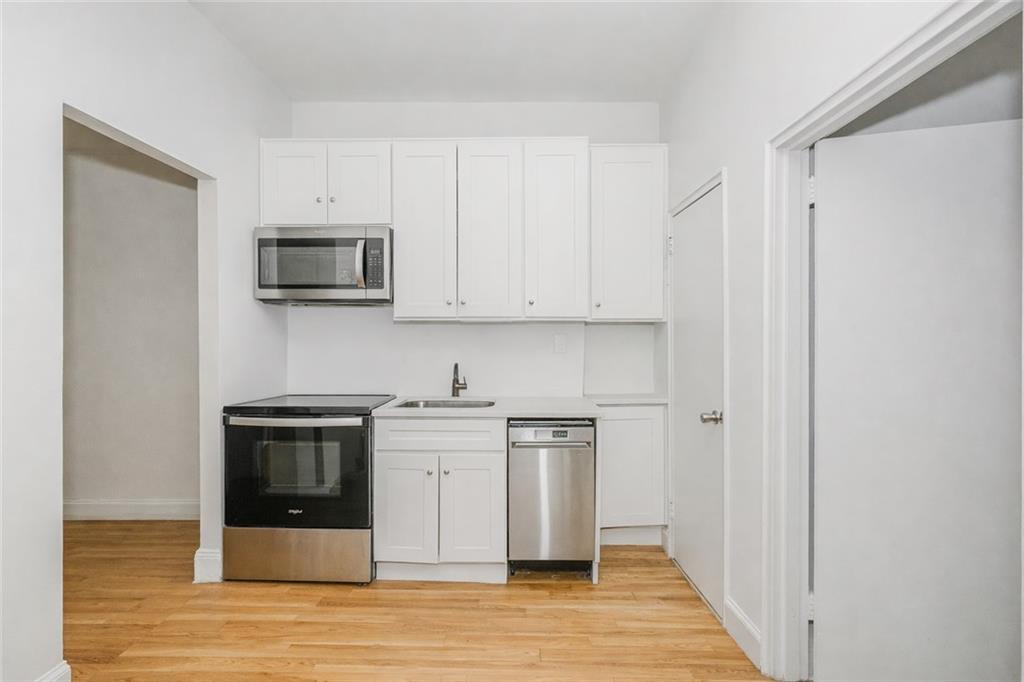 566 7th Street Park Slope Brooklyn NY 11215