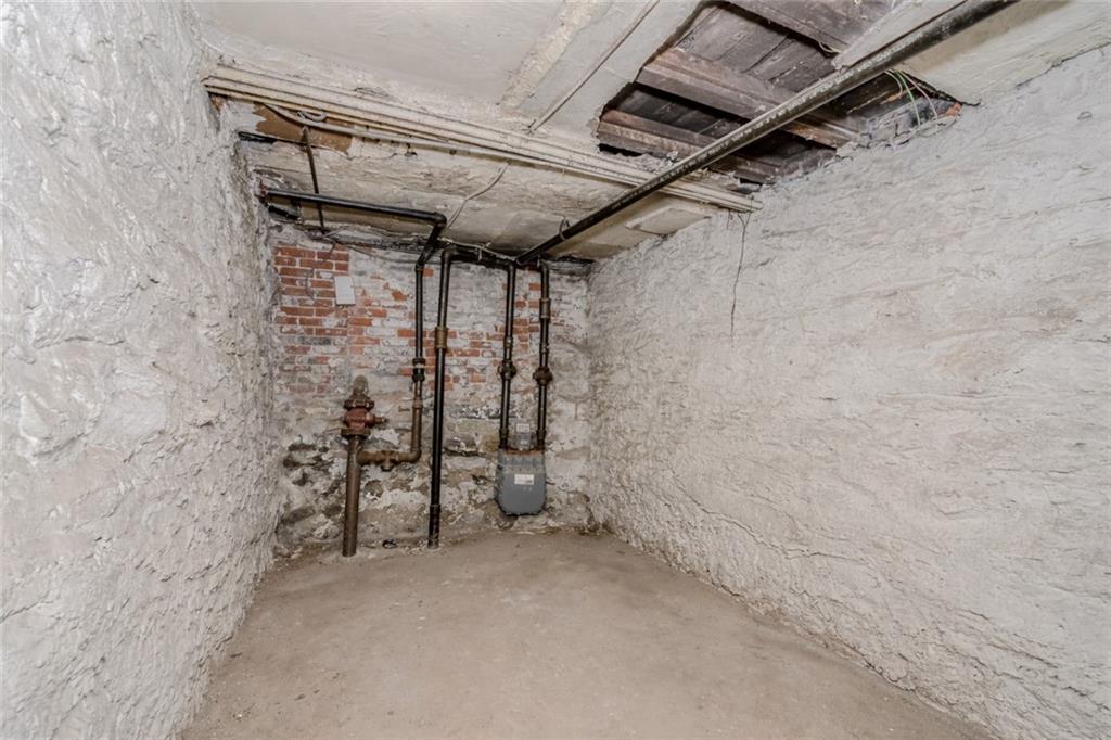 566 7th Street Park Slope Brooklyn NY 11215