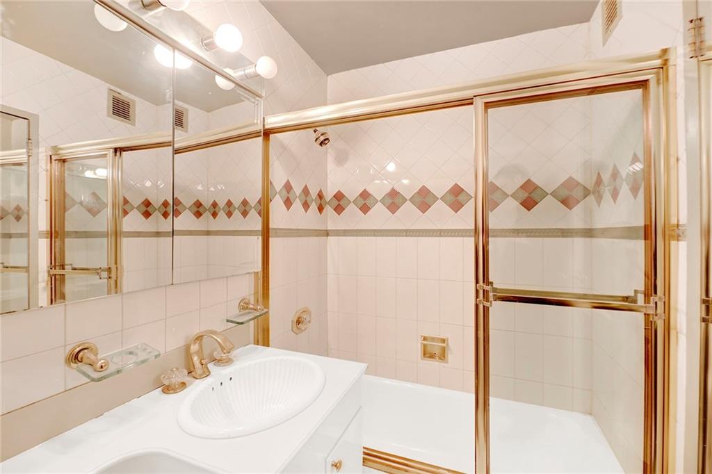 205 3rd Avenue Gramercy Park Manhattan NY 10003