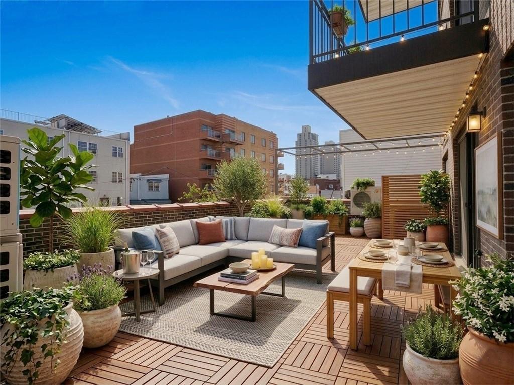 2819 West 17th Street Coney Island Brooklyn NY 11224