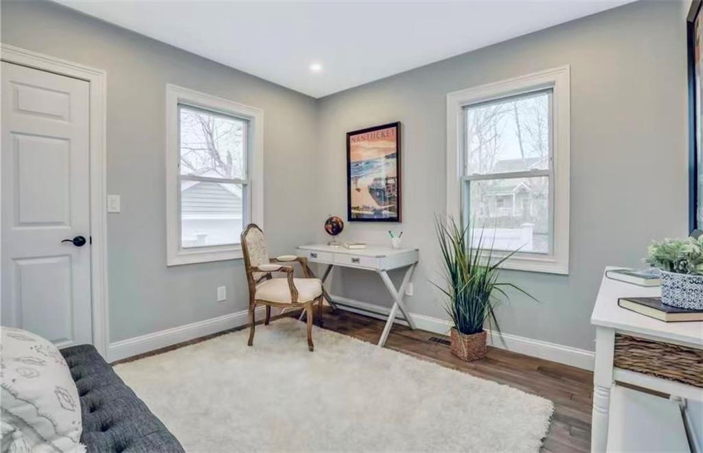 498 Famers Avenue Out of NYC Bellmore NY 11710