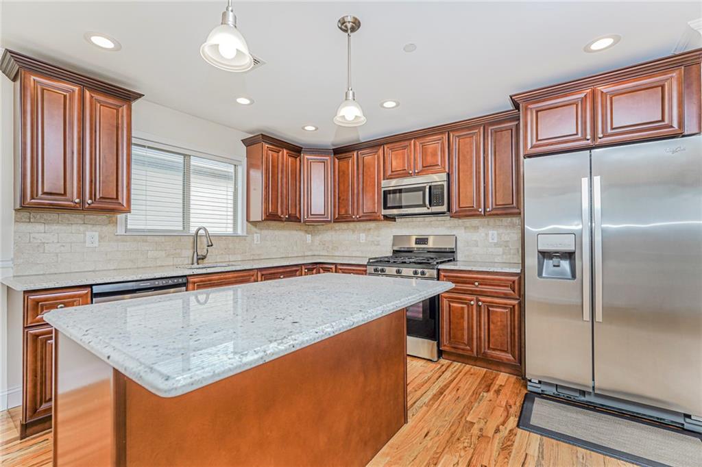 15 Androvette Avenue Huguenot Staten Island NY 10312