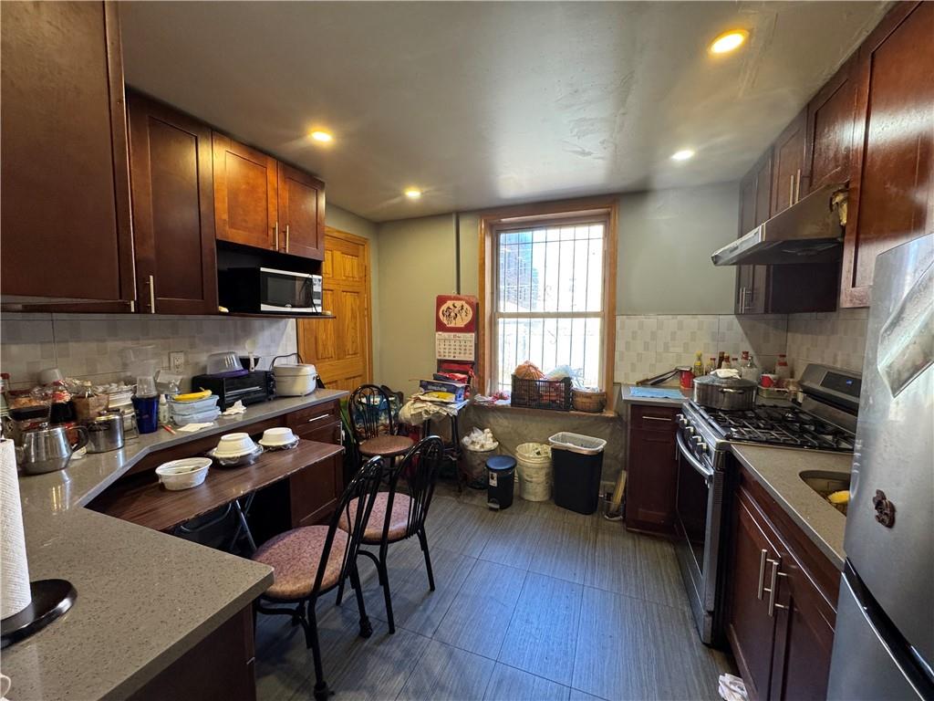 4131 Hampton Street Elmhurst Elmhurst NY 11373