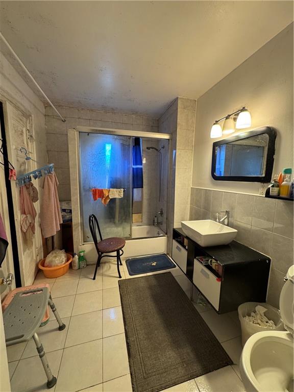 4131 Hampton Street Elmhurst Elmhurst NY 11373