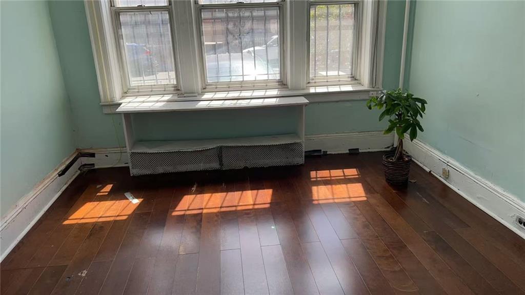 4131 Hampton Street Elmhurst Elmhurst NY 11373