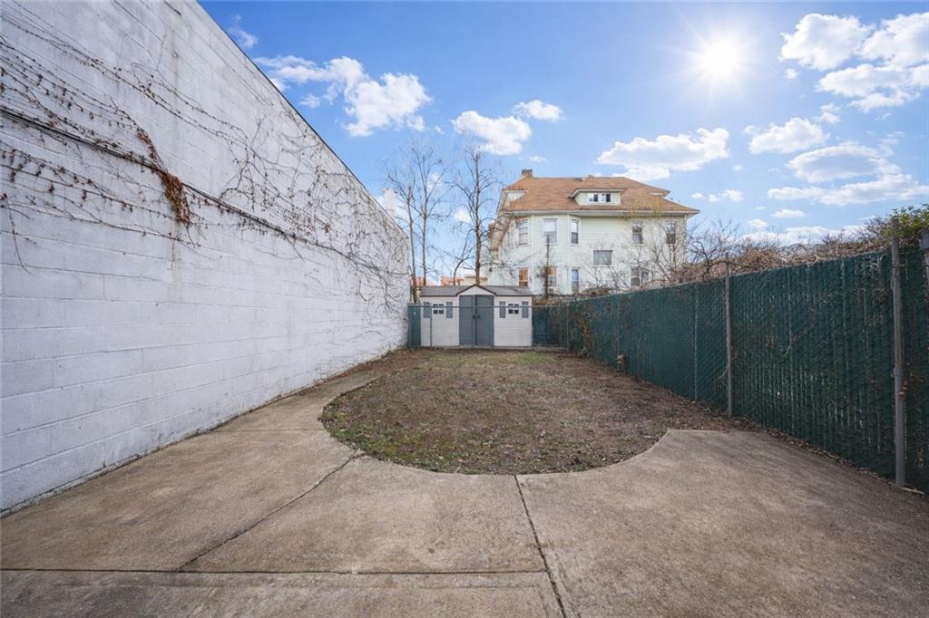 7208 New Utrecht Avenue Bensonhurst Brooklyn NY 11228