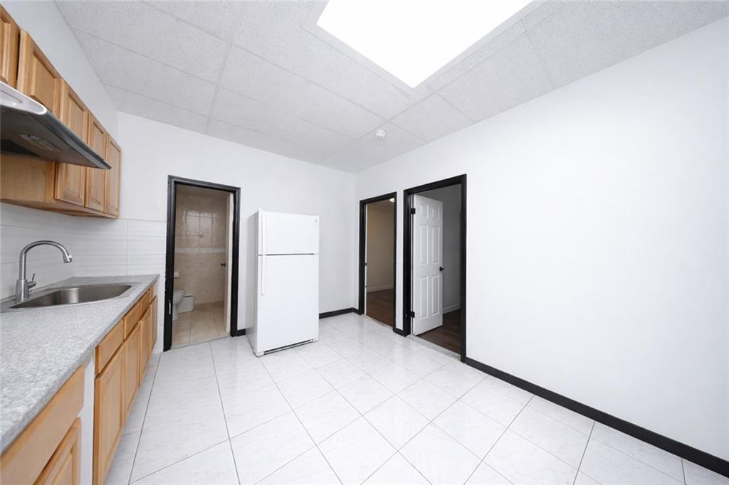 7208 New Utrecht Avenue Bensonhurst Brooklyn NY 11228