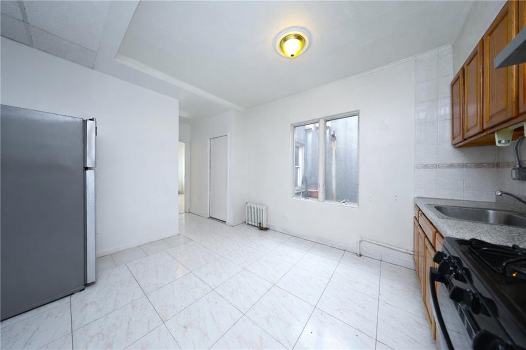 7208 New Utrecht Avenue Bensonhurst Brooklyn NY 11228