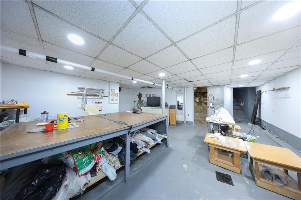 7208 New Utrecht Avenue Bensonhurst Brooklyn NY 11228