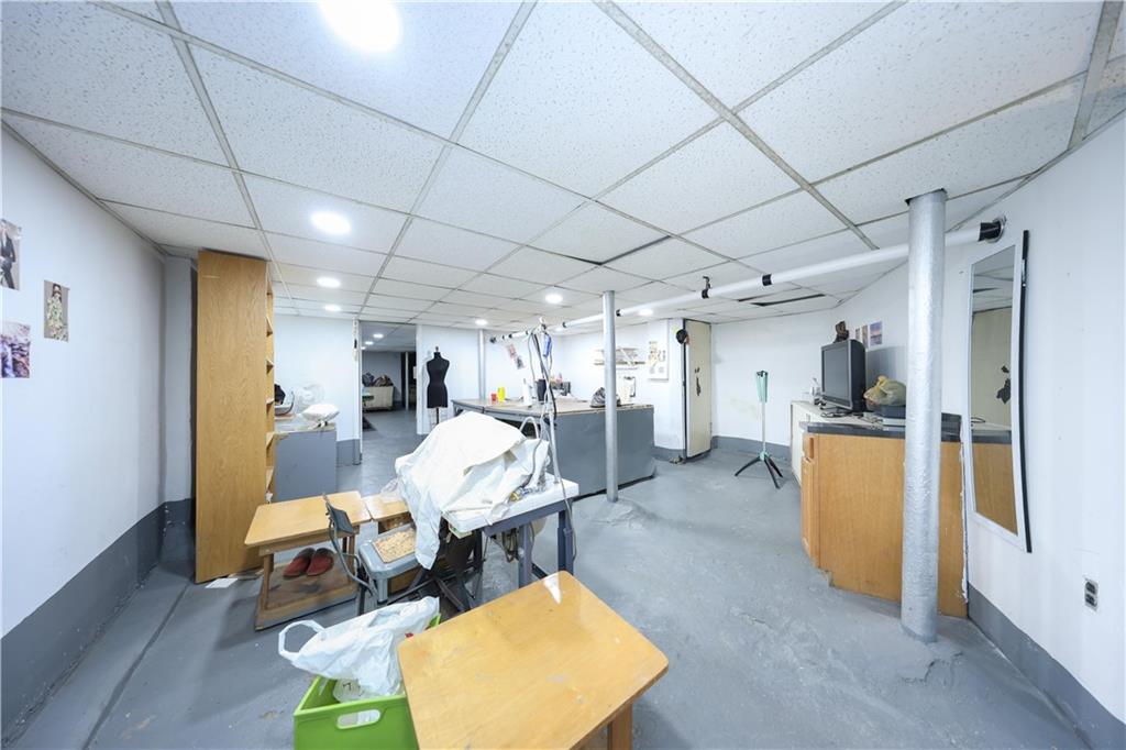 7208 New Utrecht Avenue Bensonhurst Brooklyn NY 11228