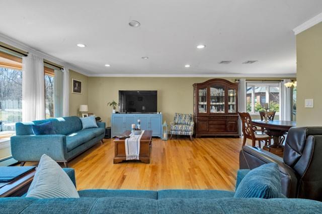 35 Cattaraugus Street Sunnyside Staten Island NY 10301