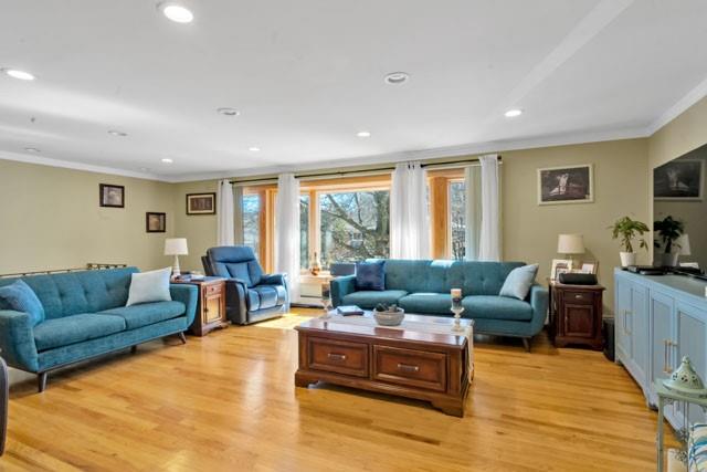 35 Cattaraugus Street Sunnyside Staten Island NY 10301