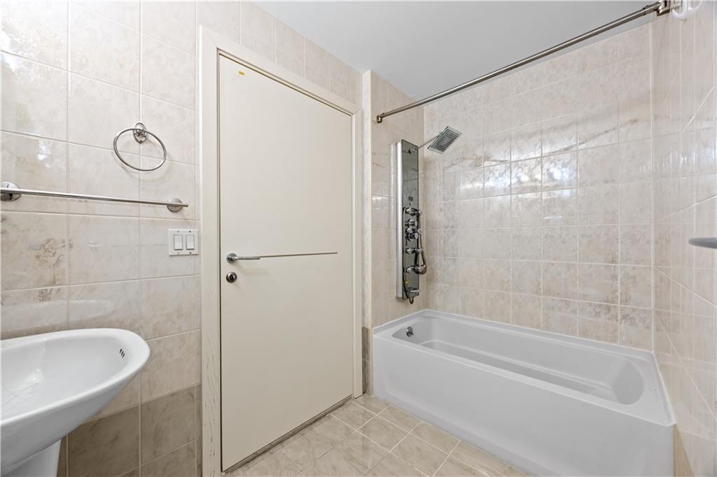 2805 Ocean Parkway Brighton Beach Brooklyn NY 11235