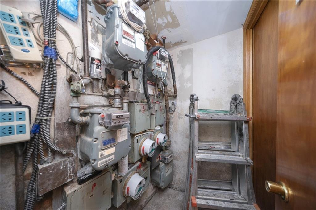 452 Avenue Y Gravesend Brooklyn NY 11223