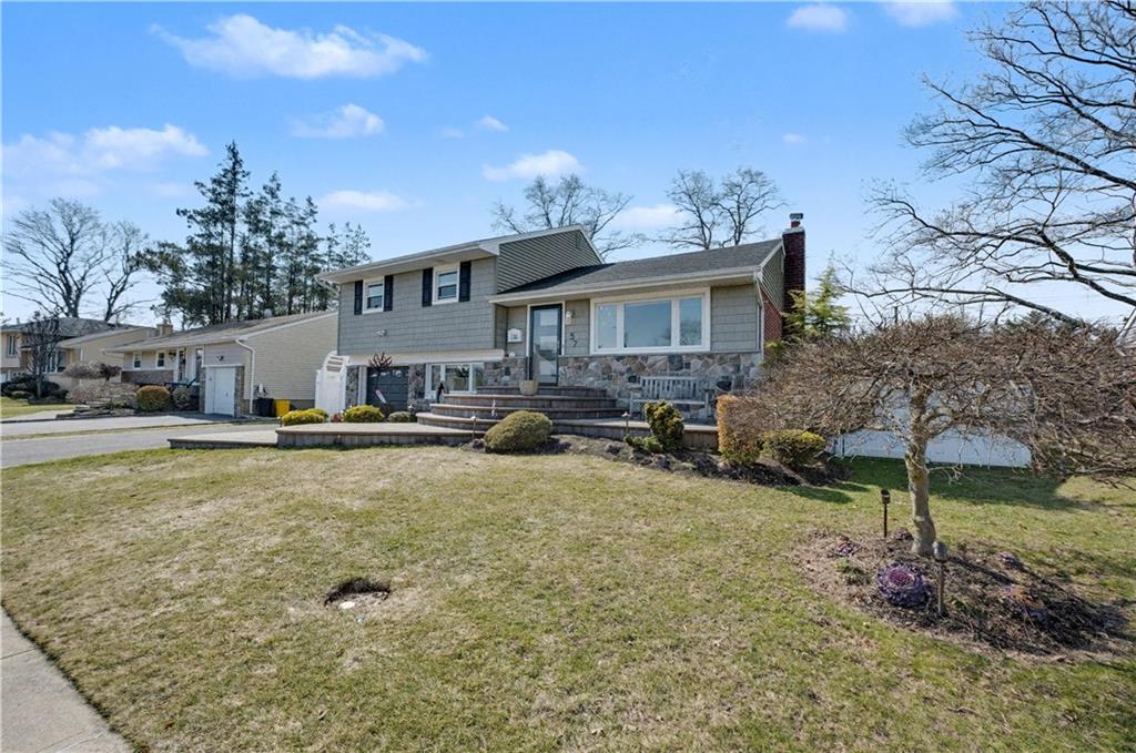 57 Richfield Street Out of NYC Long Island NY 11803