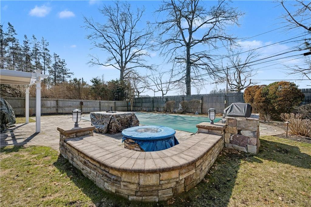 57 Richfield Street Out of NYC Long Island NY 11803