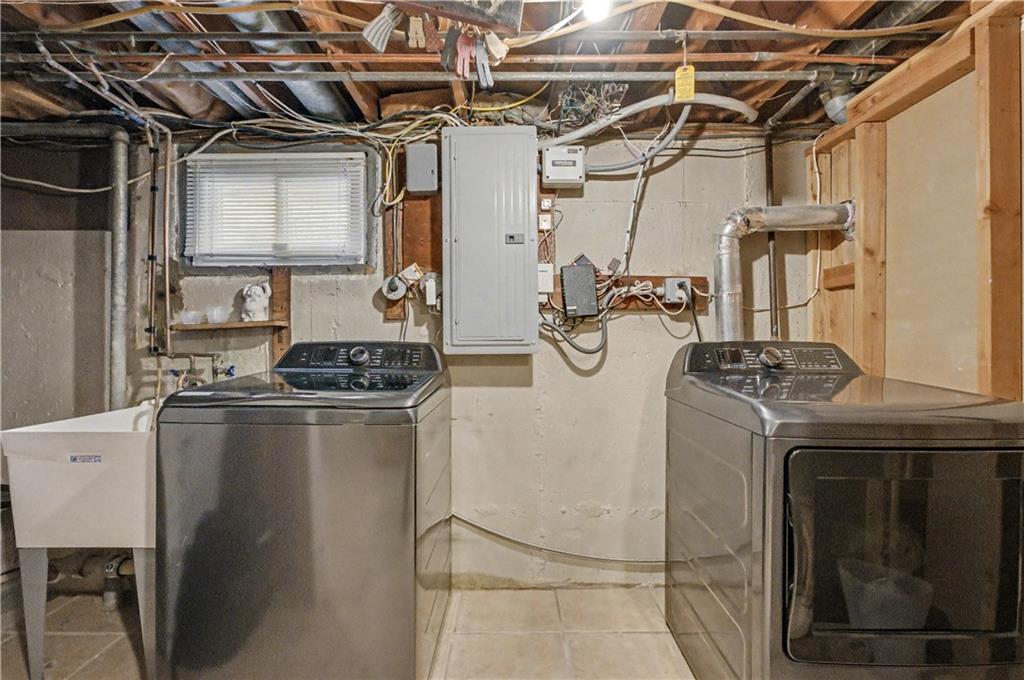 57 Richfield Street Out of NYC Long Island NY 11803