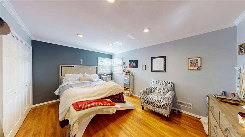 57 Richfield Street Out of NYC Long Island NY 11803