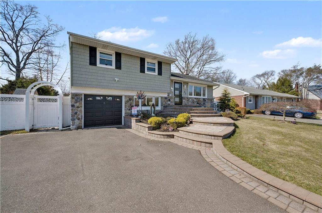 57 Richfield Street Out of NYC Long Island NY 11803