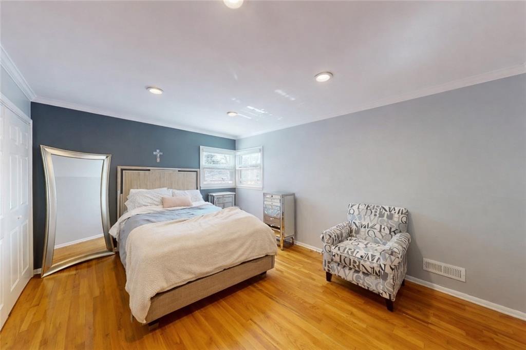 57 Richfield Street Out of NYC Long Island NY 11803