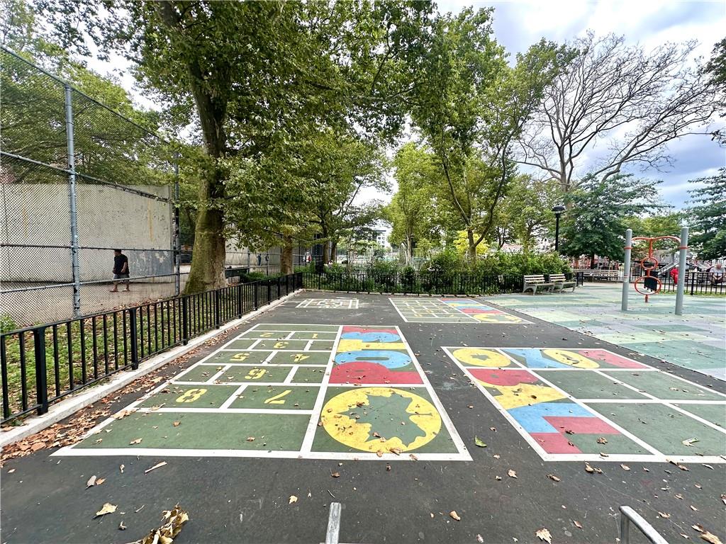 2665 Homecrest Avenue Sheepshead Bay Brooklyn NY 11235