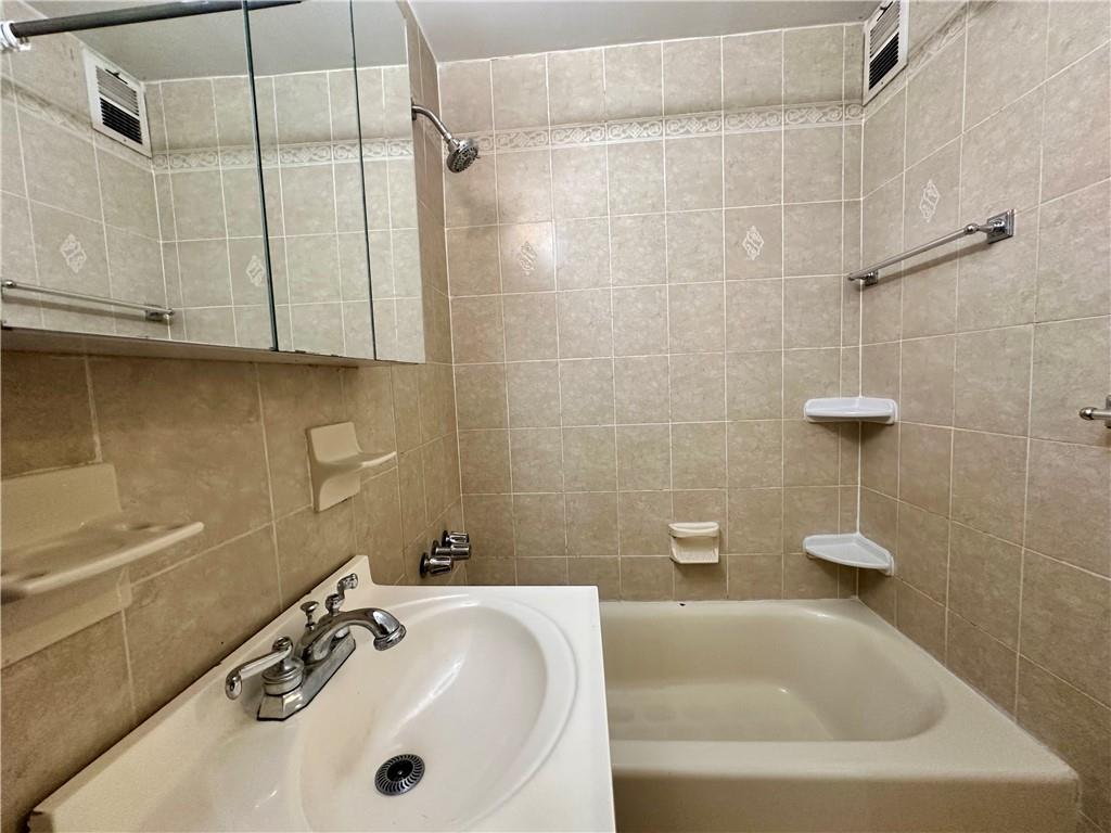 2665 Homecrest Avenue Sheepshead Bay Brooklyn NY 11235