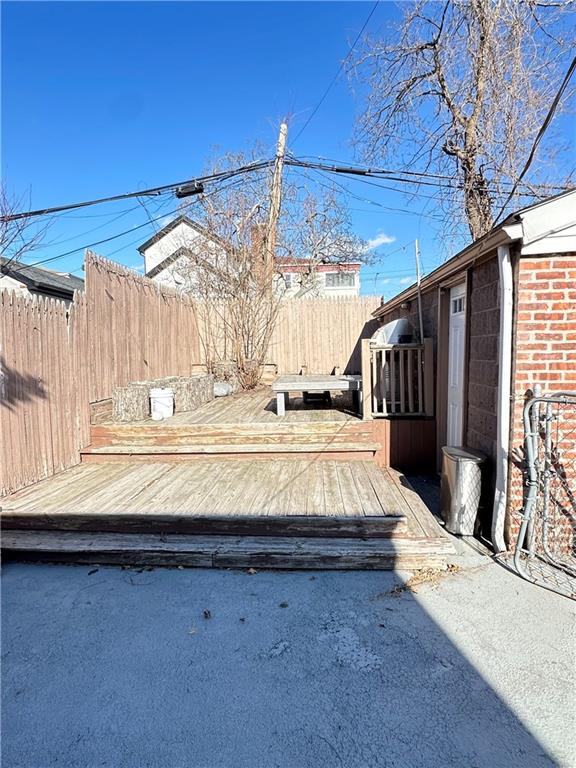 6715 215th Street Oakland Gardens Oakland Gardens NY 11364