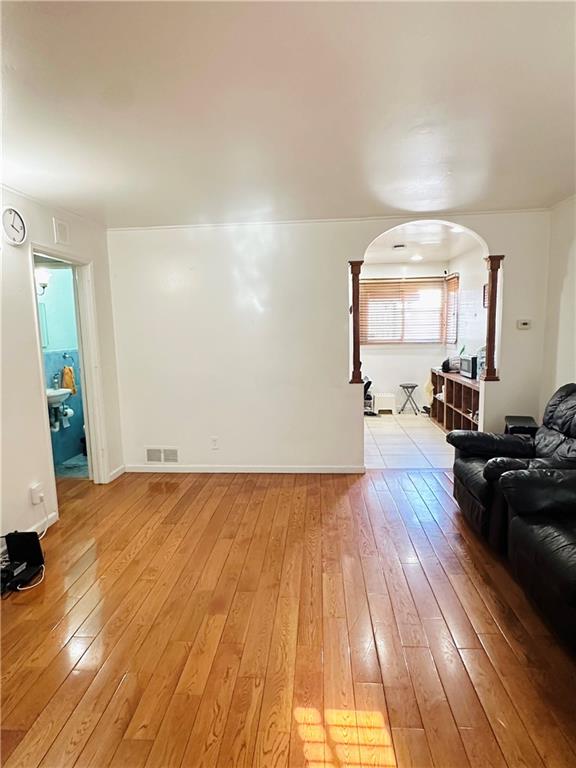 6715 215th Street Oakland Gardens Oakland Gardens NY 11364