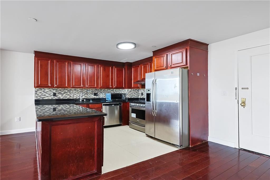 133-38 Sanford Avenue Flushing Flushing NY 11355