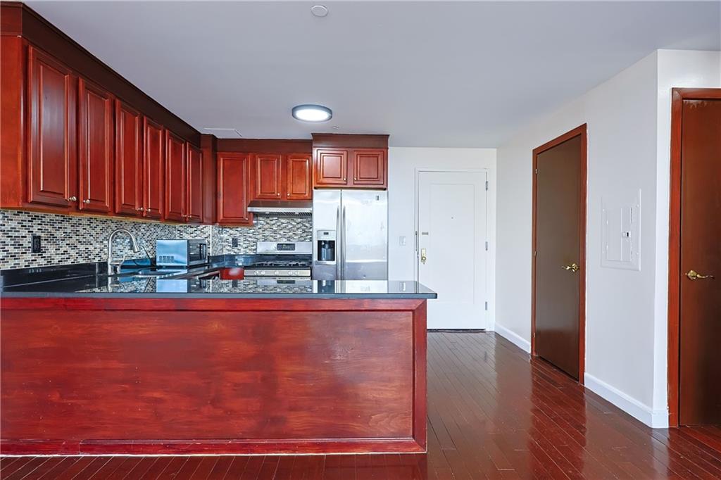 133-38 Sanford Avenue Flushing Flushing NY 11355