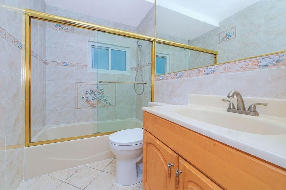 327 Bedford Avenue Grant City Staten Island NY 10306