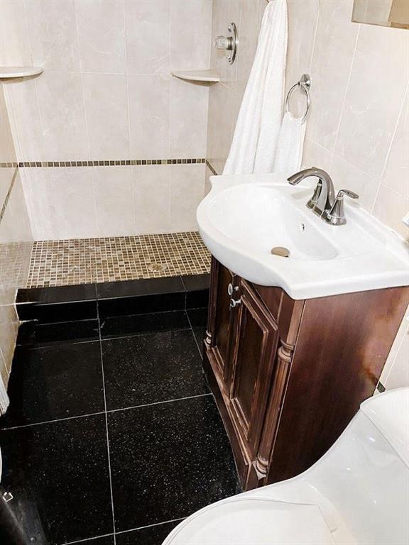 327 Bedford Avenue Grant City Staten Island NY 10306