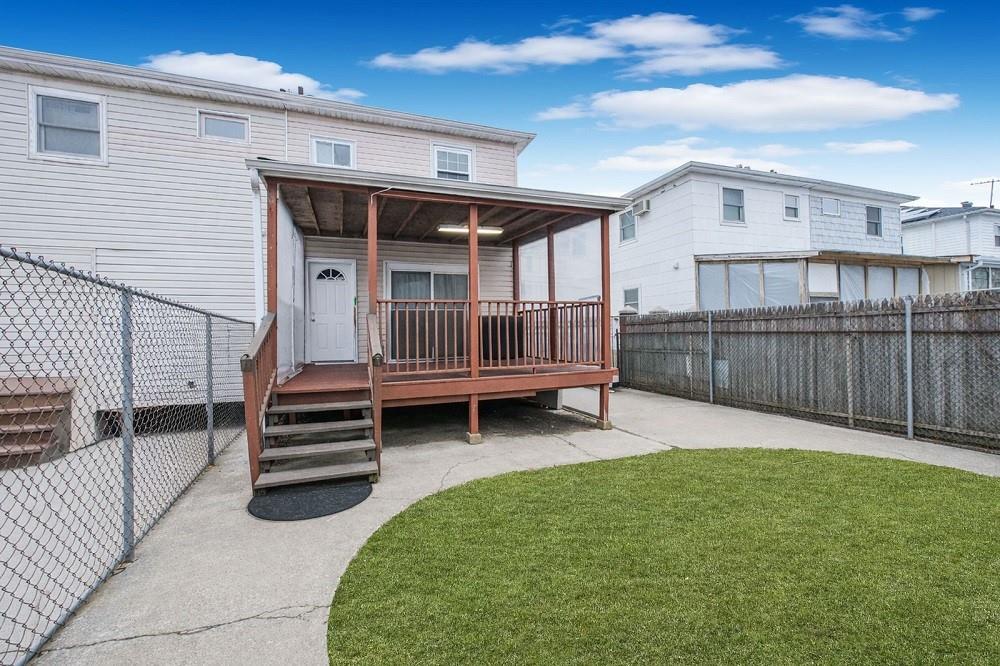 327 Bedford Avenue Grant City Staten Island NY 10306