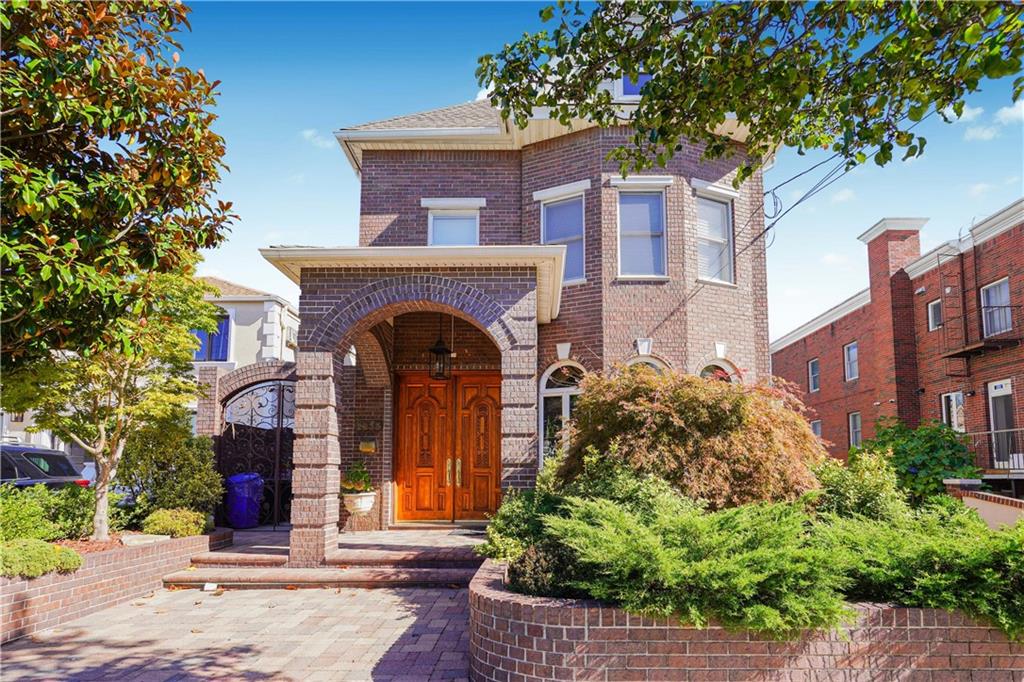 2233 East 72nd Street Bergen Beach Brooklyn NY 11234