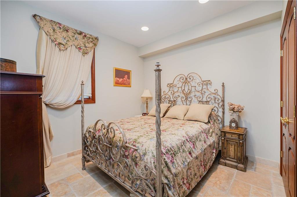 2233 East 72nd Street Bergen Beach Brooklyn NY 11234