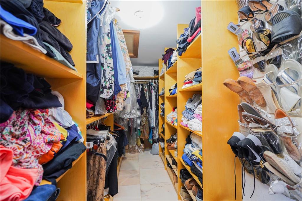 2233 East 72nd Street Bergen Beach Brooklyn NY 11234