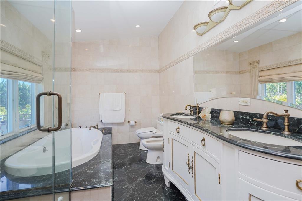 2233 East 72nd Street Bergen Beach Brooklyn NY 11234