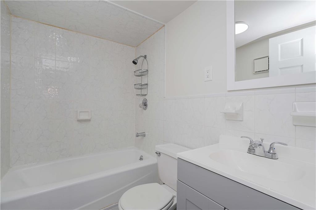 2233 East 72nd Street Bergen Beach Brooklyn NY 11234