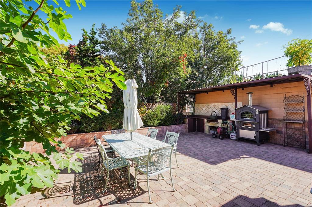 2233 East 72nd Street Bergen Beach Brooklyn NY 11234