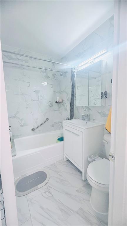 880 68th Street Dyker Heights Brooklyn NY 11220