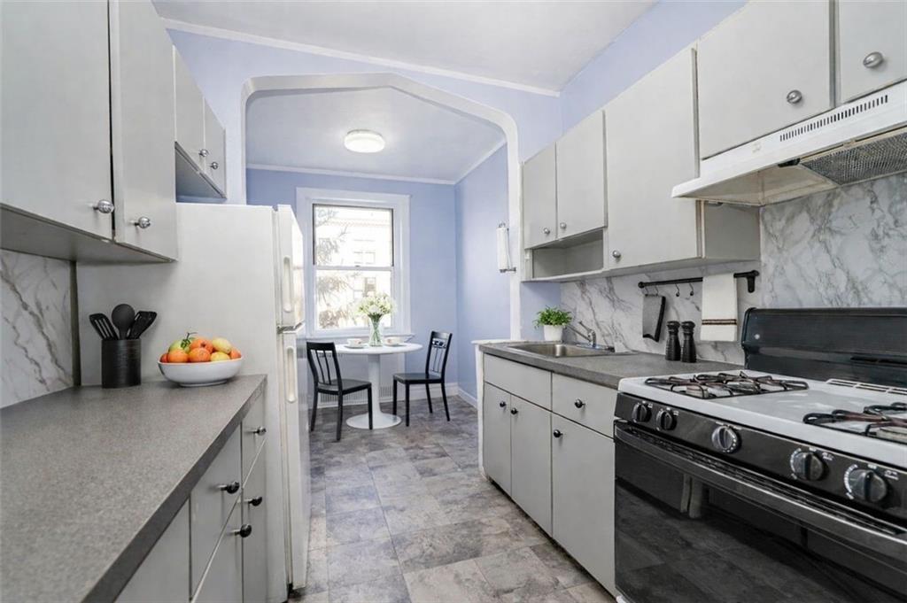 100 P Avenue Bensonhurst Brooklyn NY 11204