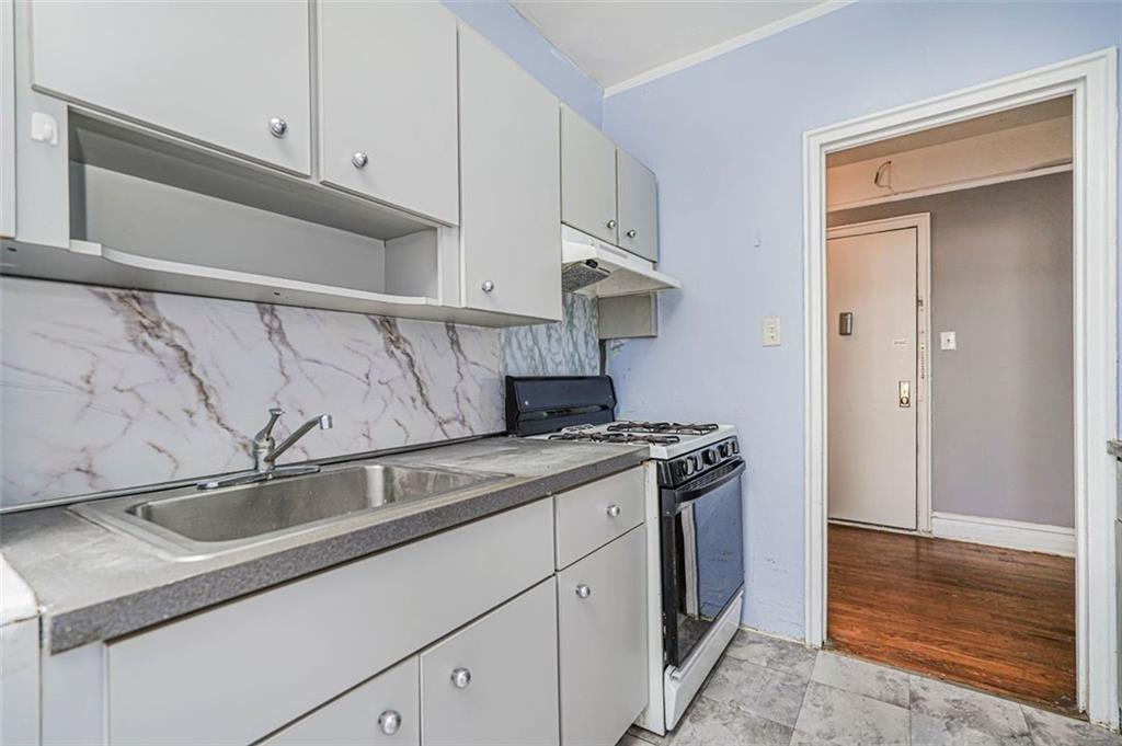 100 P Avenue Bensonhurst Brooklyn NY 11204