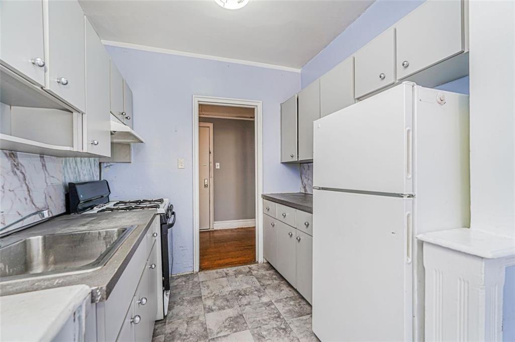 100 P Avenue Bensonhurst Brooklyn NY 11204